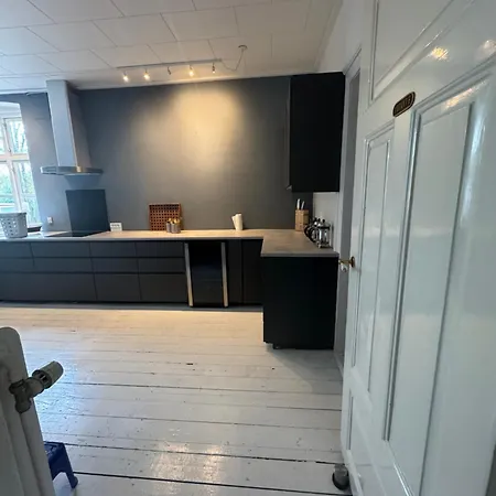 Praestegard Vaerelse 6 Appartement *